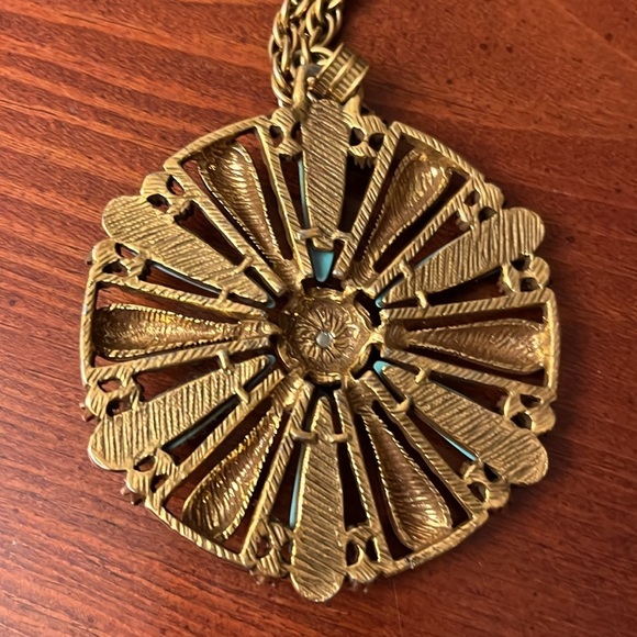 Vintage Clown Face Faux Turquoise Lucite Medallion Necklace - Picture 3 of 6